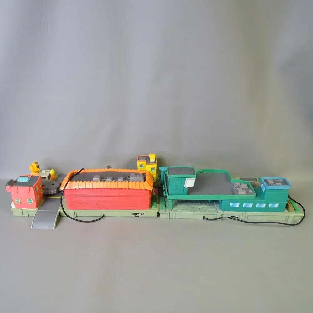 Phat Boyz City Phast Police Station Fire Station Play Set READ